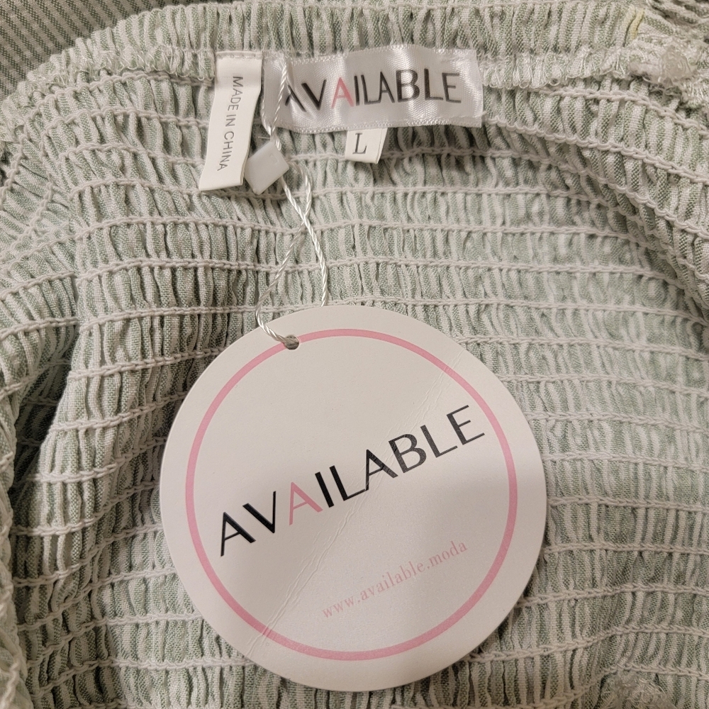 NWT Available Women's Smocked Tiered Striped Maxi Dress Sz L - Picture 4 of 5